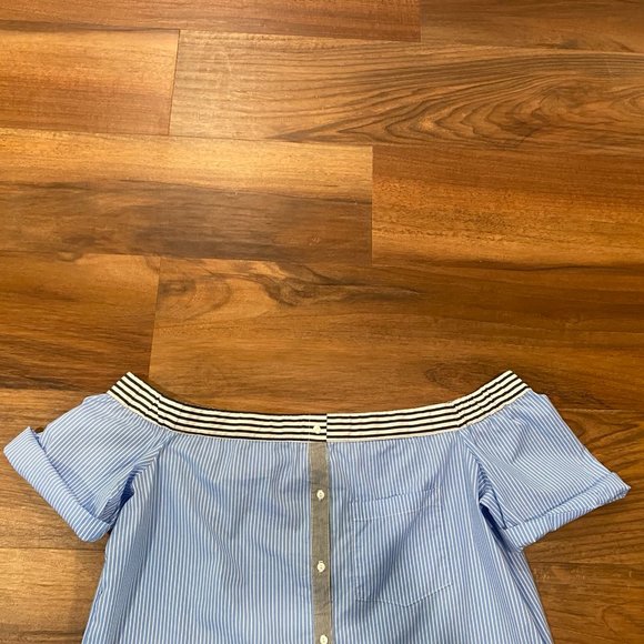 Bebe Off Shoulder Striped Top in Black, White and Blue Size Large - Picture 8 of 9